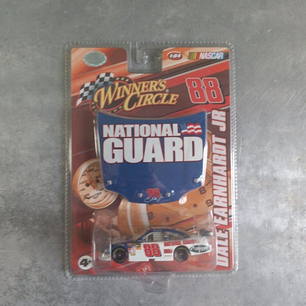 Winners Circle 2008 Dale Earnhardt Jr 88 Hood Magnet 1:64 National Guard Impala